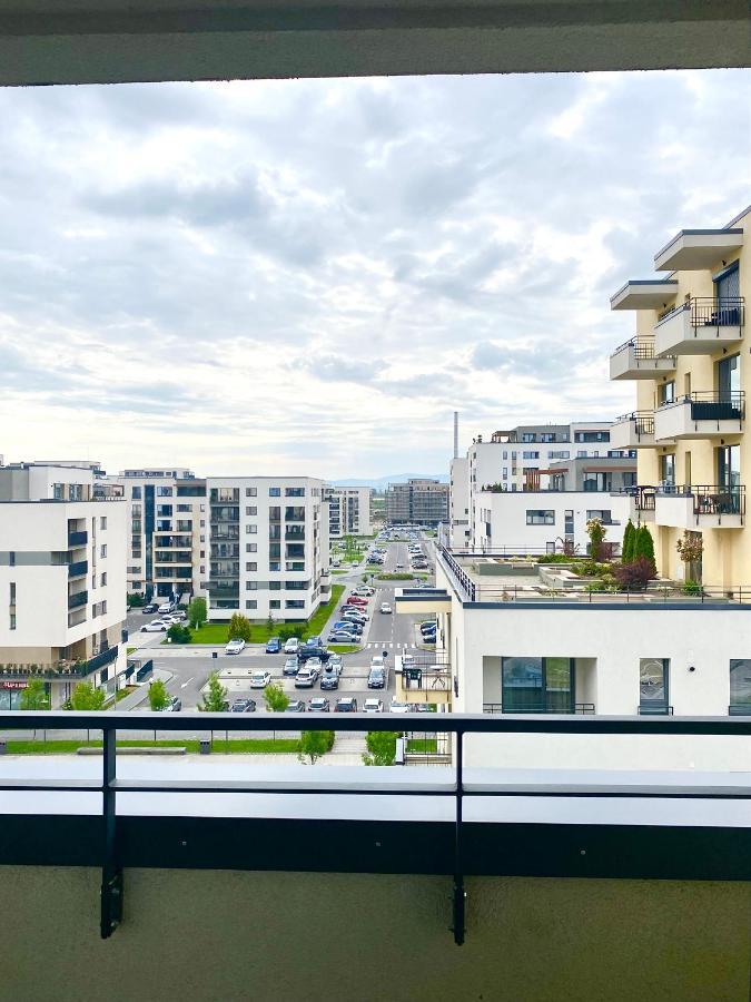 Astoria Apartment - Pet Friendly Brasov Luaran gambar